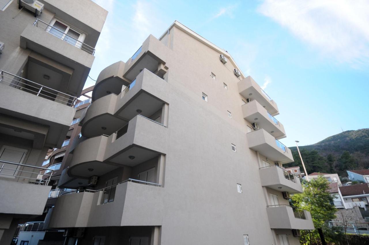 Apartments Anita Будва Экстерьер фото
